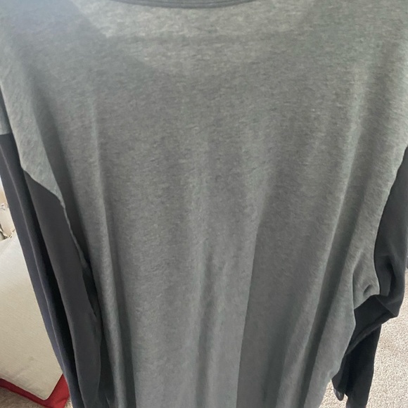 Men’s long sleeve shirt - Picture 3 of 3